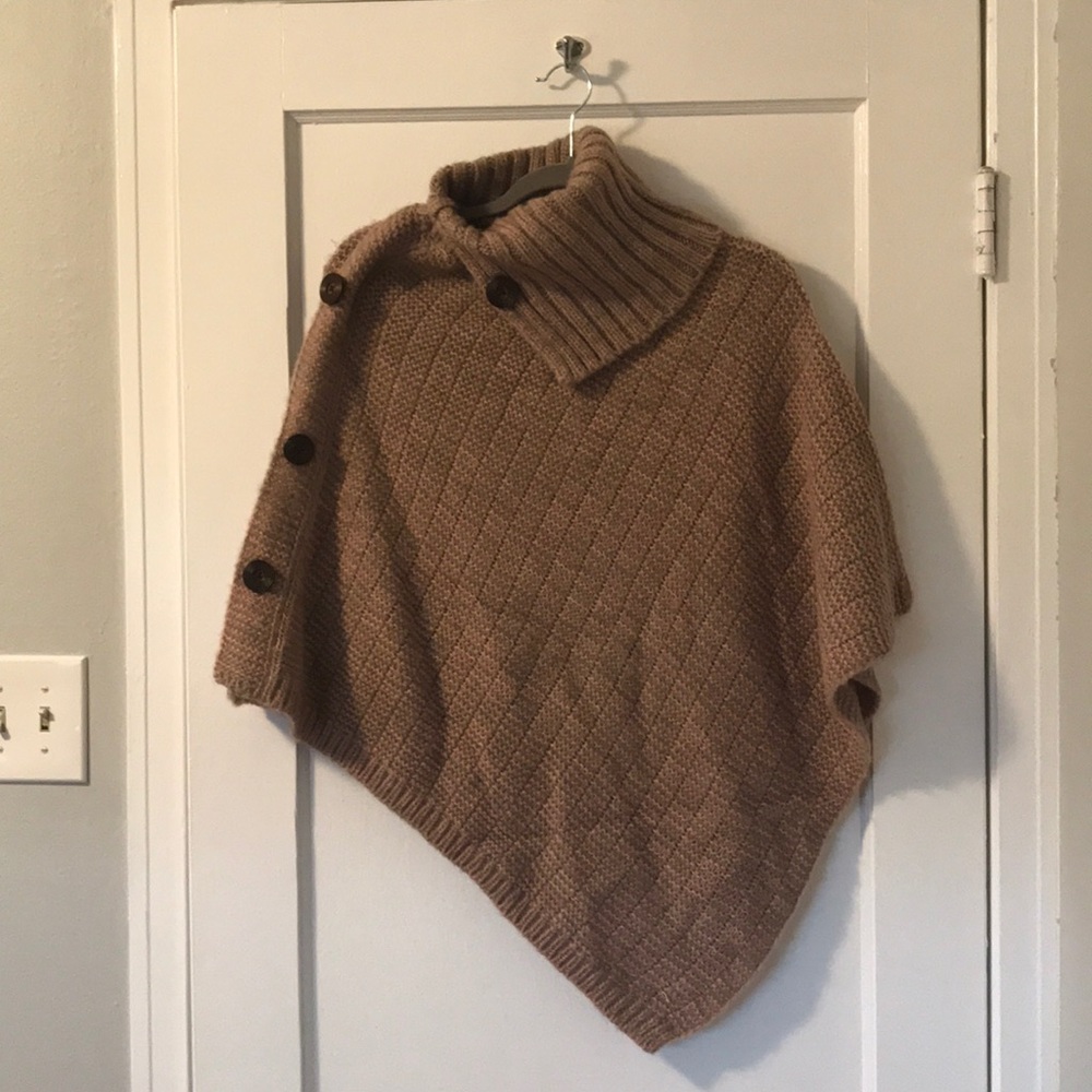 Cowl- neck knitted poncho